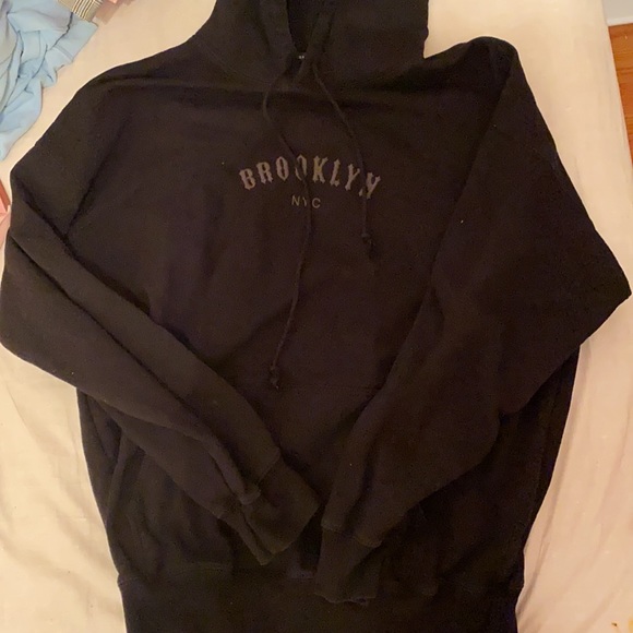 RARE Christy Brooklyn NYC hoodie (BRANDY MELVILLE) - Picture 4 of 4